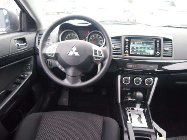 2017 Mitsubishi Lancer ES